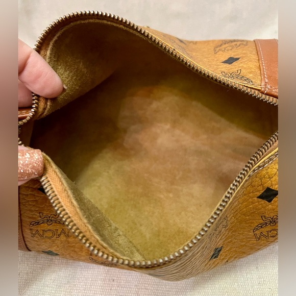MCM - Visetos Barrel Bag - Cognac - Beautiful Inside & Out! Vintage! - Picture 5 of 10